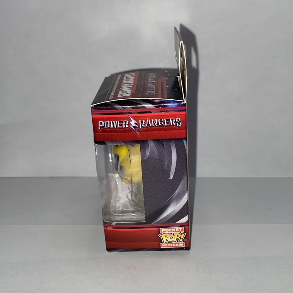 Pocket POP Keychain Power Rangers Yellow Ranger Mini Figure - Picture 2 of 5
